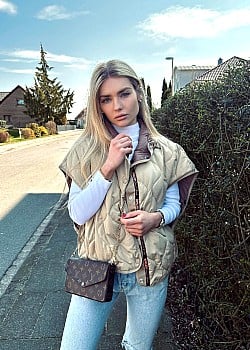 Larissa Riesner-Vogt
